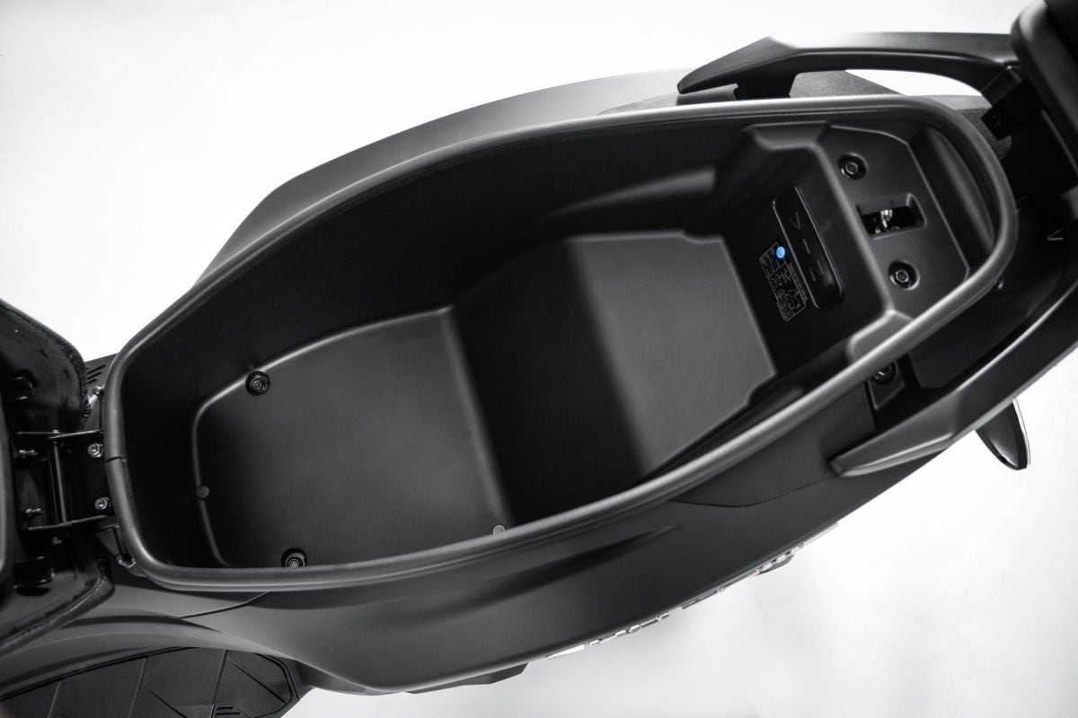  Kymco lancia il nuovo scooter Skytown 125